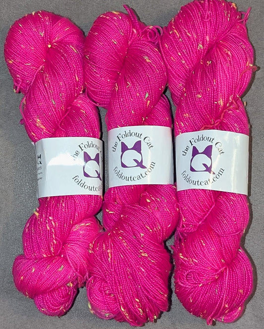 Yarn - Tonal - Fluorescent Fuchsia (RTS)